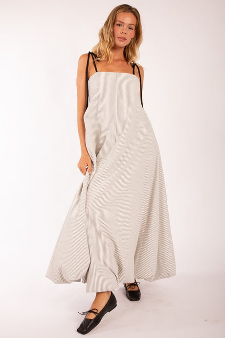 Abroad Bubble Hem Maxi Dress
