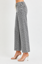 Safari Drawstring Barrel Crop