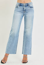 First Impression Mid Rise Crop