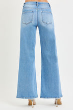 Hilary High Rise Curve Leg