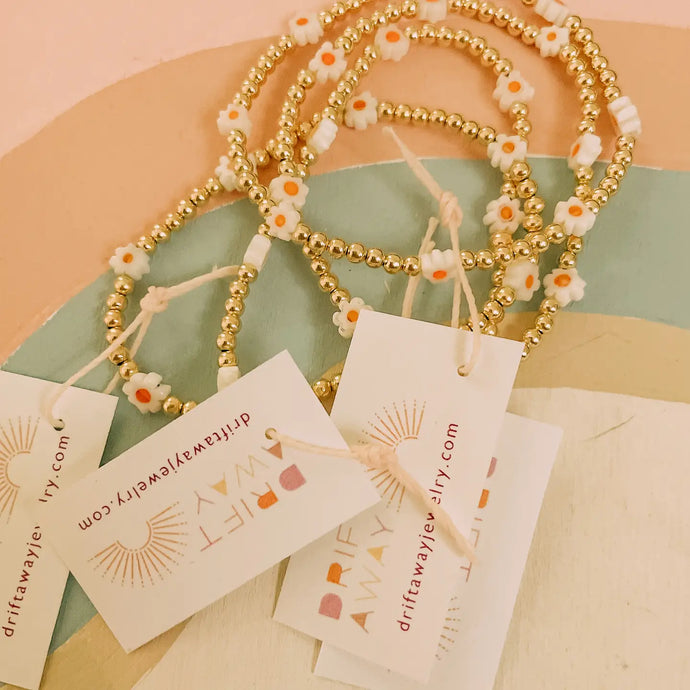 Daisy Chain Beaded Bracelet