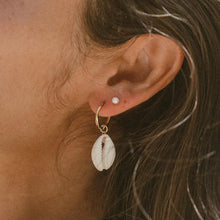 Beach Girl Pearl Studs
