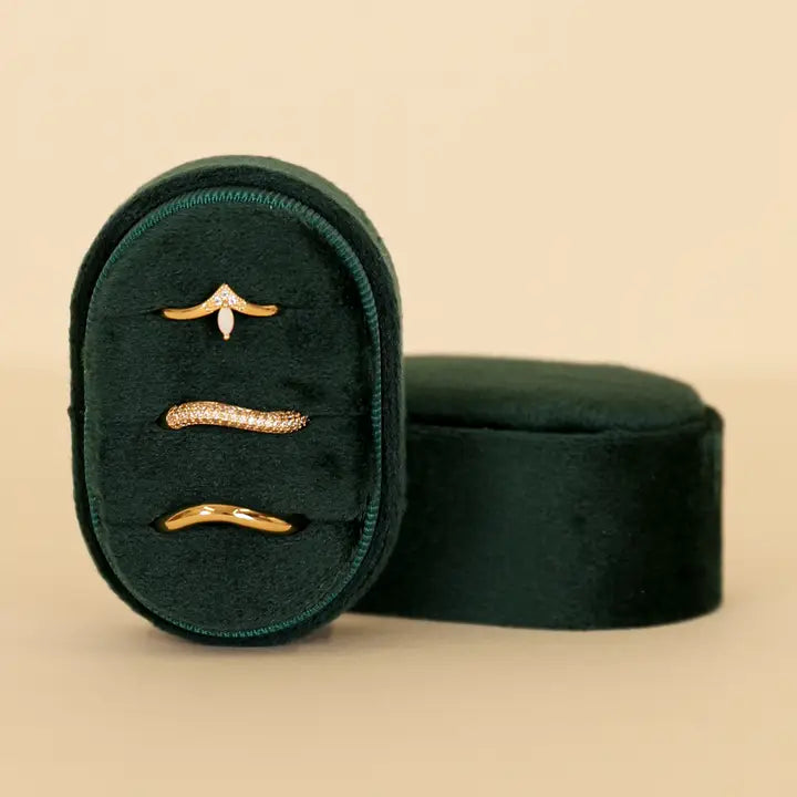 Velvet Small Oval Jewelry Box - Emerald