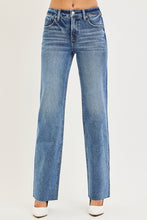 Joanne Mid Rise Straight Leg