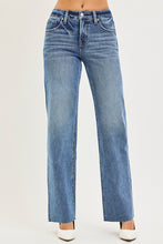 Joanne Mid Rise Straight Leg