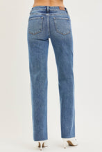 Joanne Mid Rise Straight Leg