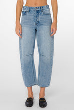 Reyna Barrel Leg Jeans