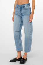 Reyna Barrel Leg Jeans