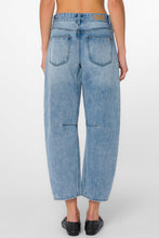 Reyna Barrel Leg Jeans