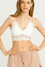 Elle Scallop Lace Bralette - White