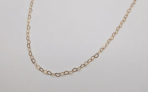 Tiny Hearts Chain Necklace - Gold