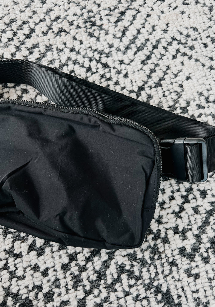 Summit Hip Bag - Black