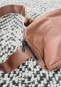 Summit Hip Bag - Cocoa