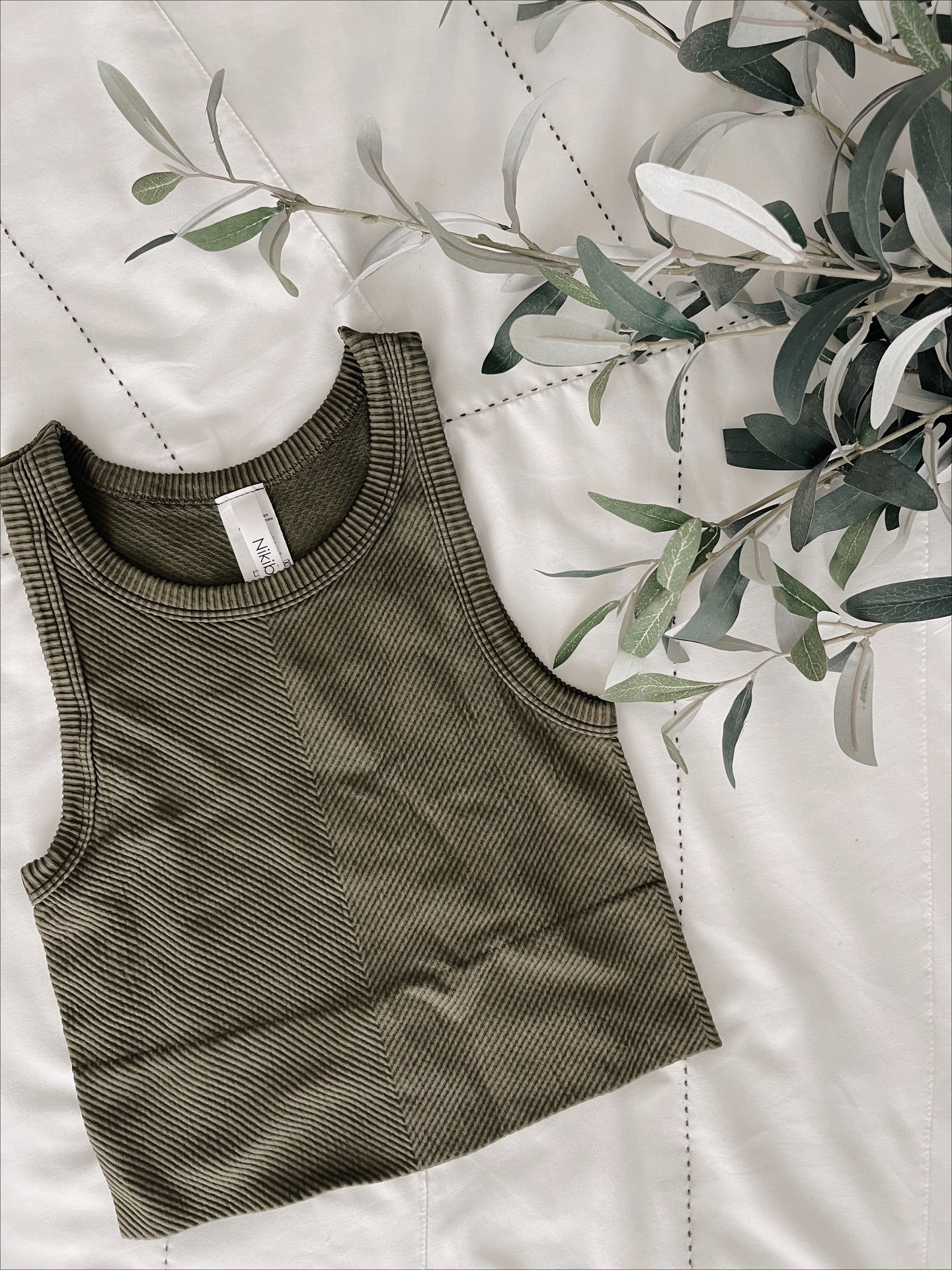 Free To Be Highneck Tank - Vintage Moss