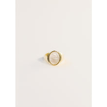 Jax Kelly Signet Ring - Mother Of Pearl